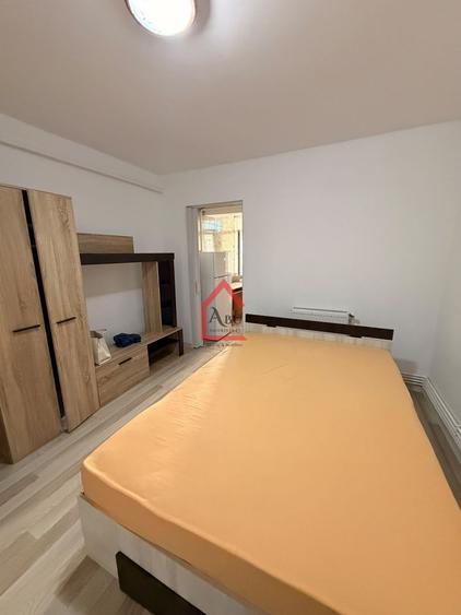 Garsonieră renovată | zona Galata