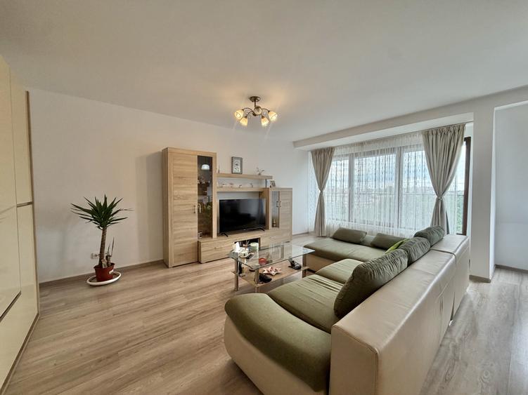 Apartament 2 camere, open space, zona Lipovei