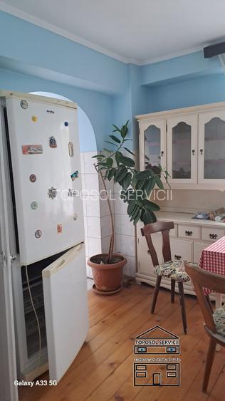 Apartament cu 3 camerere, decomandat - 9