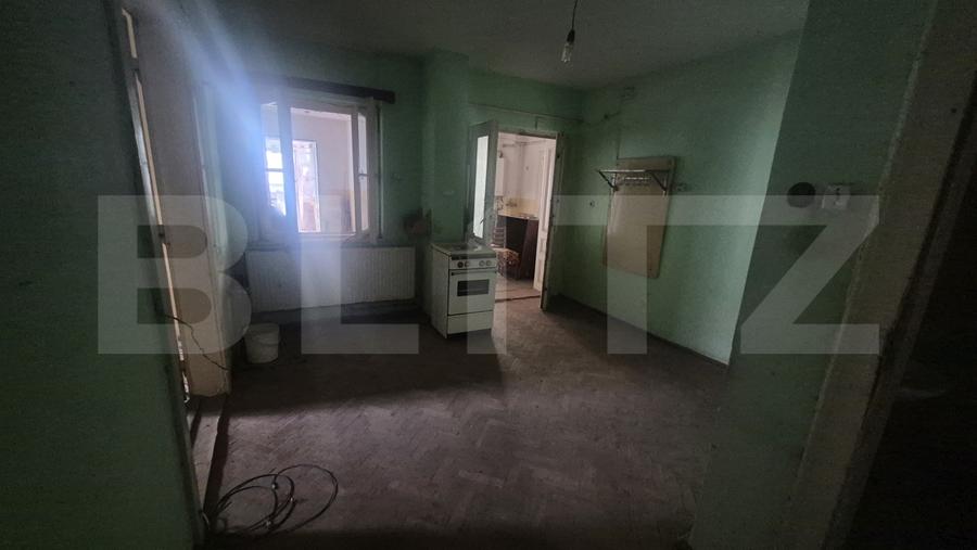 Apartament cu 5 incaperi, 120 mp, zona Ultracentral