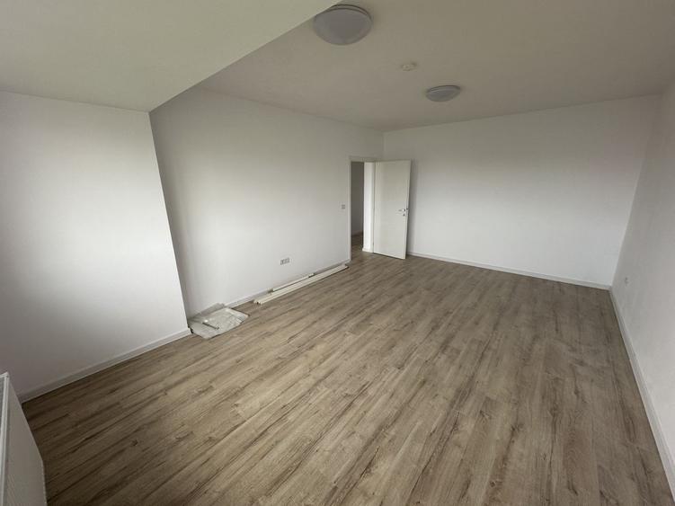 Apartament 2 camere la Mansarda zona Bucovinei