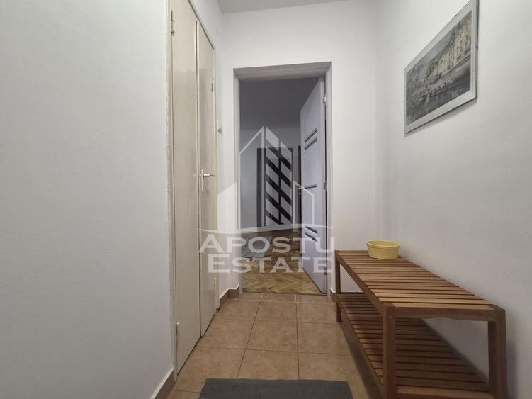 Apartament doua camere,zona Vlaicu