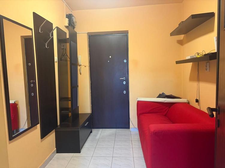 Apartament cu doua camere decomandat, strada Turda