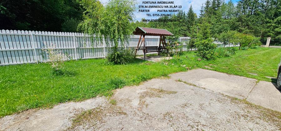 Casa cu o priveliste de vis, in inima naturii. com.Tarcau