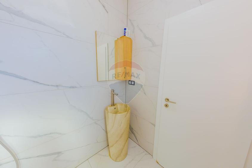 Casă super finisata de vanzare în sat Sasar / schimb cu Apartament