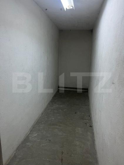 Spațiu comercial / industrial de închiriat 400 mp – curent 380V, parcare