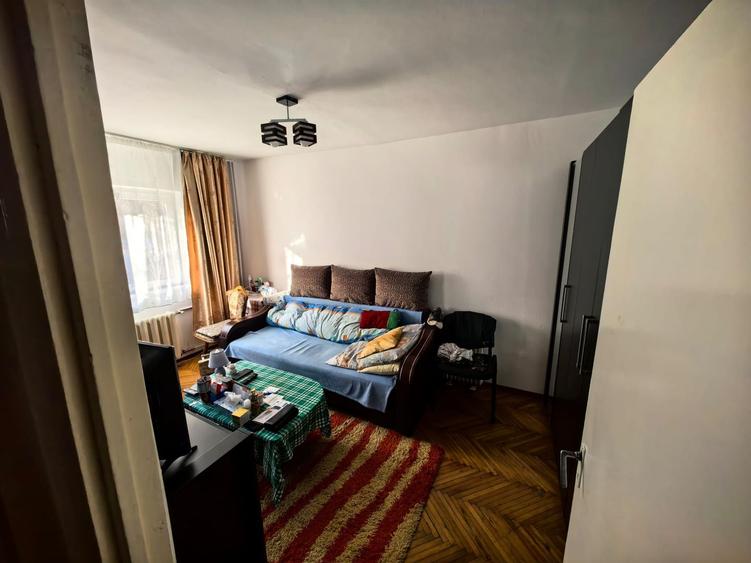 Lipovei | 2 Camere | Parter Inalt | Boxa in CF