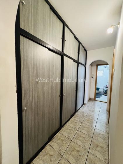 Apartament 3 camere, etaj 3, boxa - zona Torontalului - 5