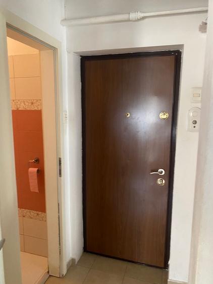 2 Camere complex 300 euro liber