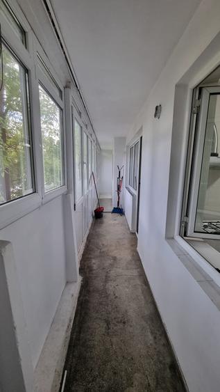 Unirii , Bulevardul Dimitrie Cantemir , 2 minute metrou