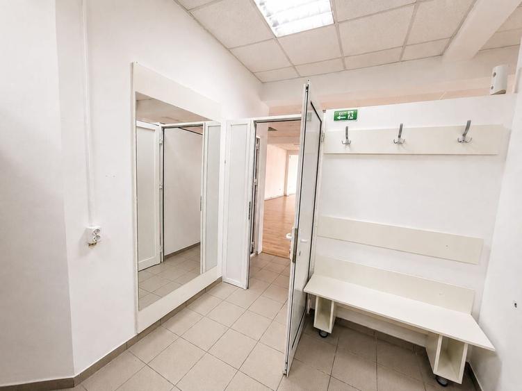 Inchiriere spatiu comercial-sala diverse Centru Pitesti