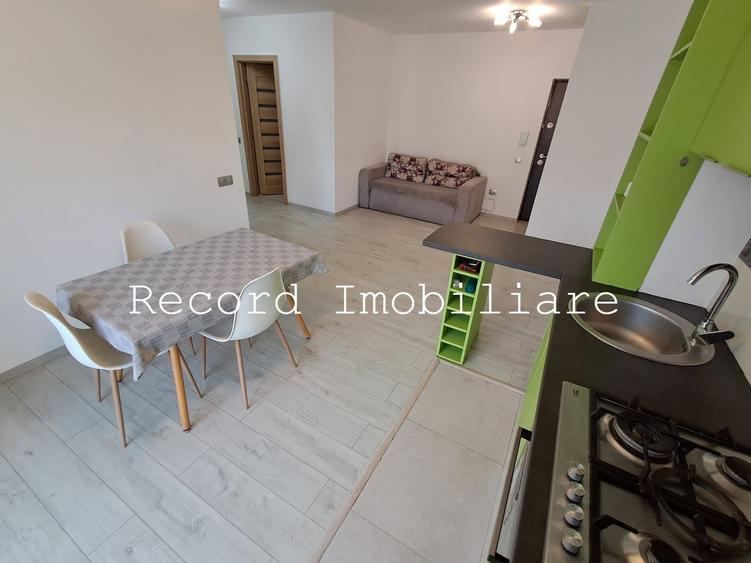Apartament 3 camere,2 bai,et.1,balcon,parcare subterana! zona Marasti