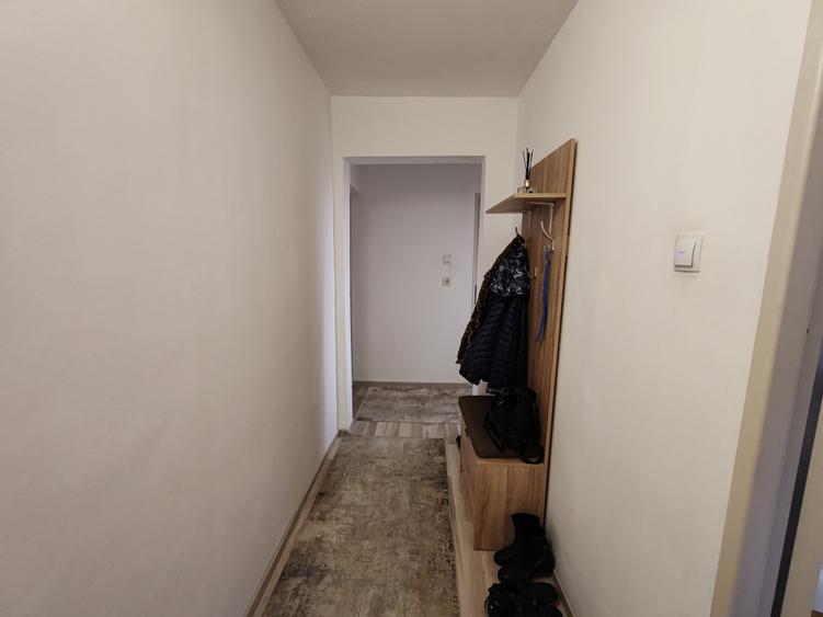 Apartament 2 camere mobilat si utilat zona Tractorul