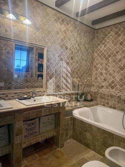 Casa individuala de vanzare in Mosnita Noua