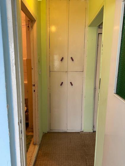 Apartament 2 camere decomandat, bld. Dorobantilor, etaj 3.