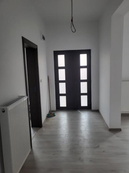 Casa noua in Catamarasti Deal
-zona linistita de case