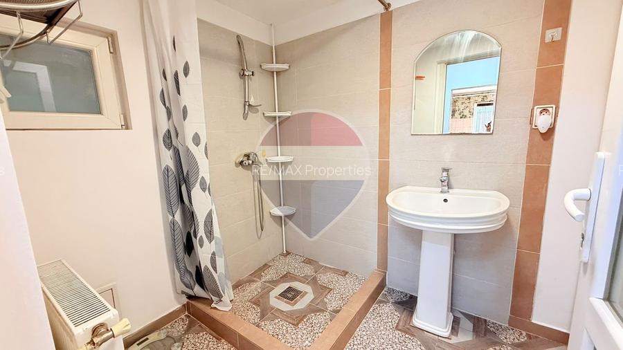Casă de vânzare | 5 camere| Teren 428 mp | Voluntari, lângă Școala 1 - 21