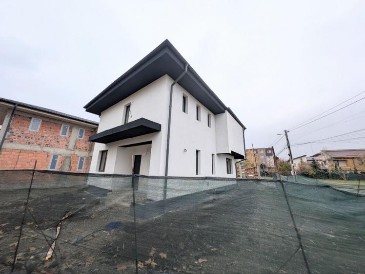 Casa de vânzare/ 4 camere/ Otopeni