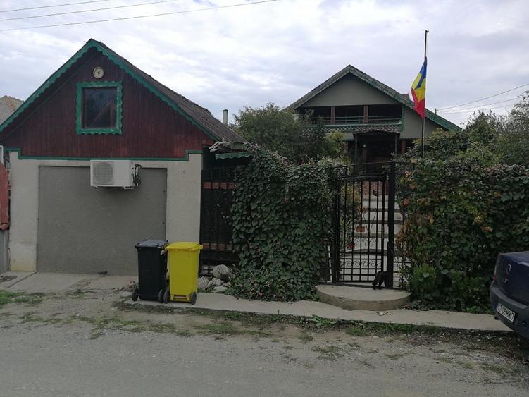 Vanzare pensiune, centrala proprie pe lemne/carbuniproprie pe lemne/carbuni