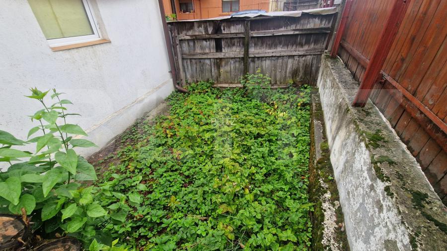 Casa cu teren 935 m , doua corpuri de case, Sacele -zona buna - 9