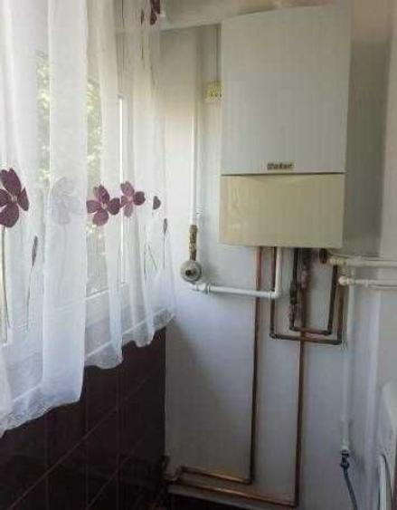 Apartament 2 camere Decomandat toate utilitatile Zona Rahova
