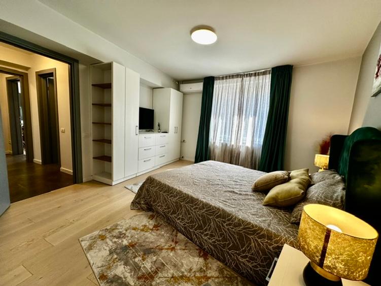 Apartament modern cu 3 camere de inchiriat - Calea Victoriei, zona Ateneul Roman