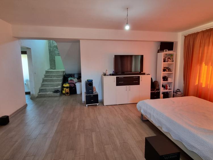 Vila cu garaj Gheraiesti Arinilor - langa cartier Smarald