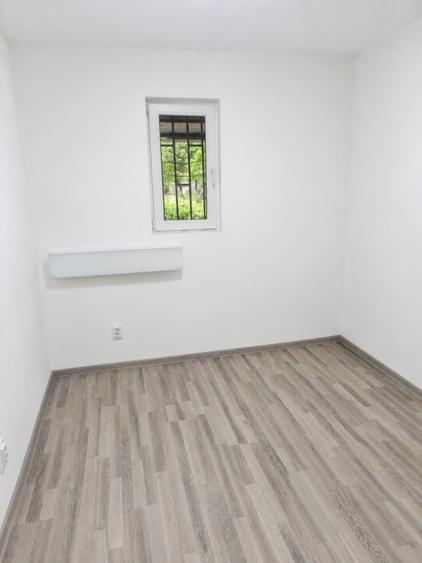 Garsoniera, zona Turnuri, Bals