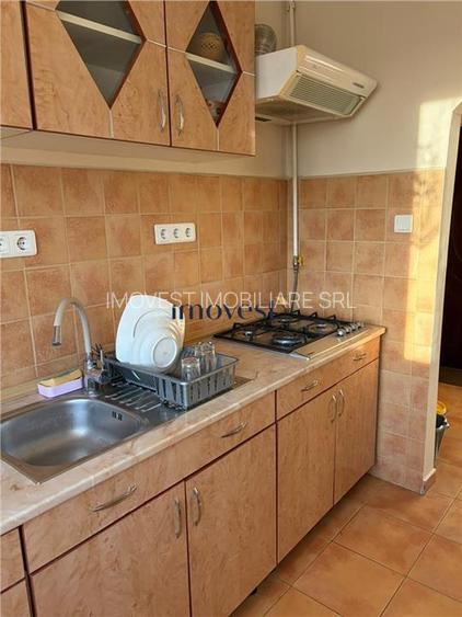 De inchiriat: Apartament cu 2 camere in zona Centrala - 11