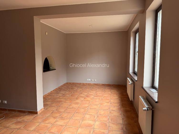 Vila Cartier Bratieni - Stefanesti, 3 dormitoare , P+1 , garaj , curte generoasa - 8