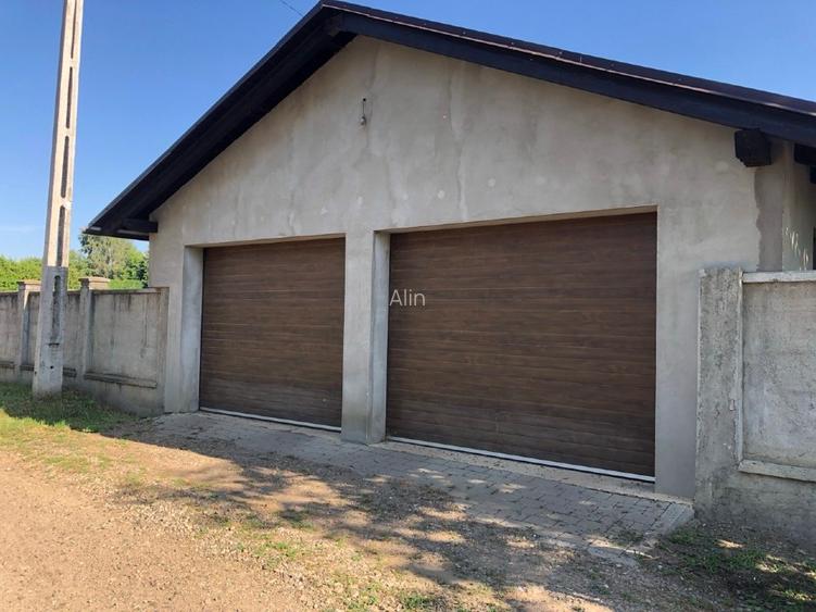 Vand casa spatioasa in Scheia – 270 mp, 4 dormitoare, 2 garaje, dubla alimentare - 2