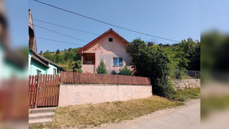 Casa de vanzare in Suceagu super oferta!
