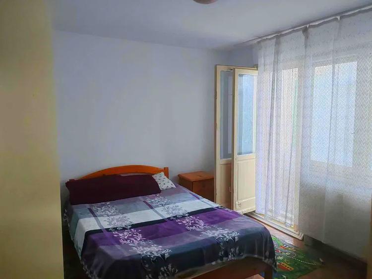 Apartament 2 camere-55 mp-etaj 1-Podu Ros-Piata Nicolina