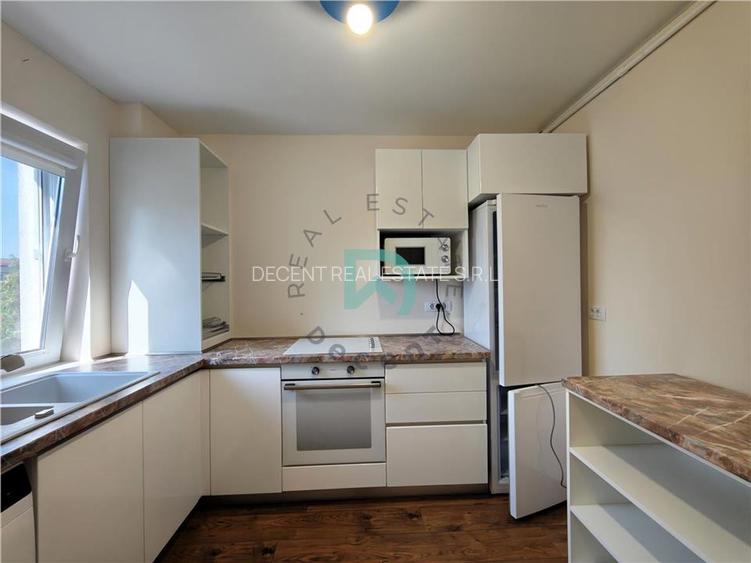 Apartament 3 camere de vanzare, Centru Civic