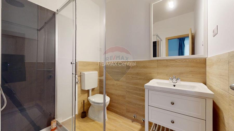 3 camere Centrul Istoric -acceptăm regim hotelier- 2 intrări separate - 6