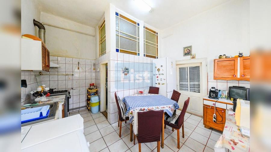 Casă armenească de vânzare în Gherla - 12