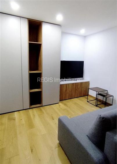Studio luxos cu priveliste, parcare, aer conditionat in Urban Plaza - 2