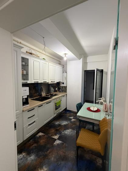Apartament bloc nou, 71.70 mp, garaj inclus, zona Calea Severinului