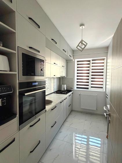 Etaj intermediar, Apartament 1 camera, mobilat, utilat, bloc NOU INTABULAT, Cug