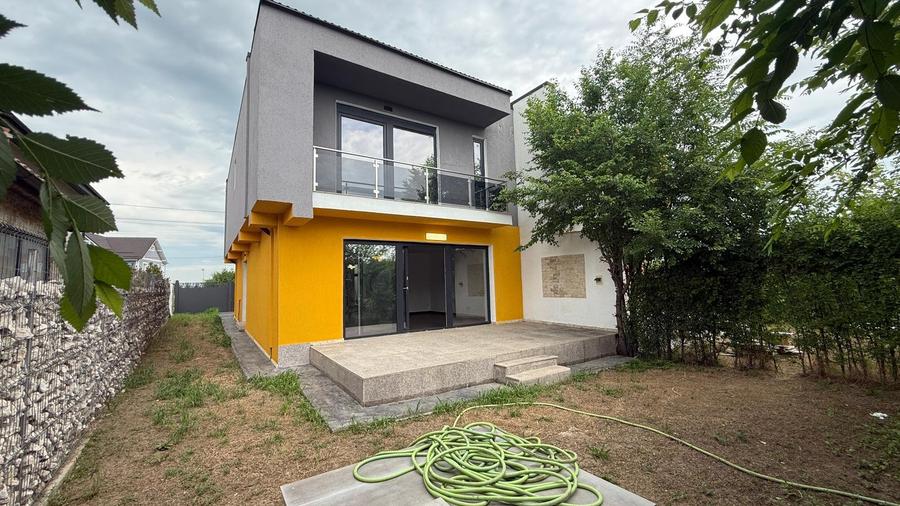 Duplex modern, localizare excelentă, Ostratu