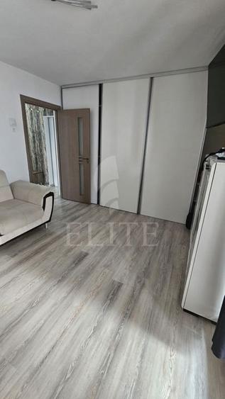 Apartament 3 camere în zona INTRE LACURI