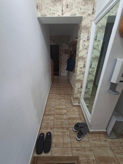 Apartament cu 3 camere, decomandat, etajul 4/8, zona Pacurari