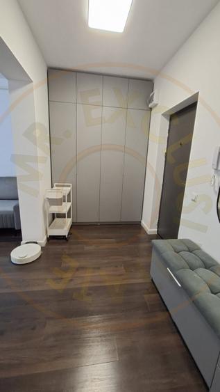 Studio modern bloc nou cu gradina proprie si loc de parcare