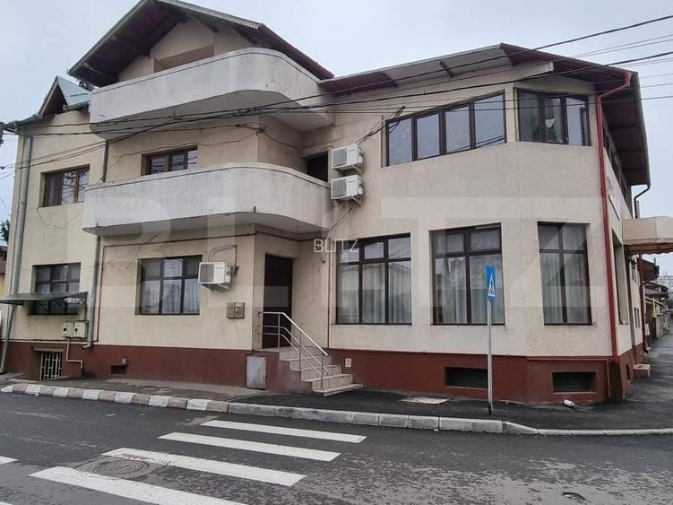 Casă/Vilă suprafată utilă 547mp, P + Etaj, Zonă Centrală Târgoviște - 2