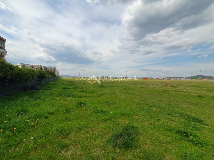 Teren intravilan 12.940 mp pretabil pentru dezvoltari imobiliare - 2