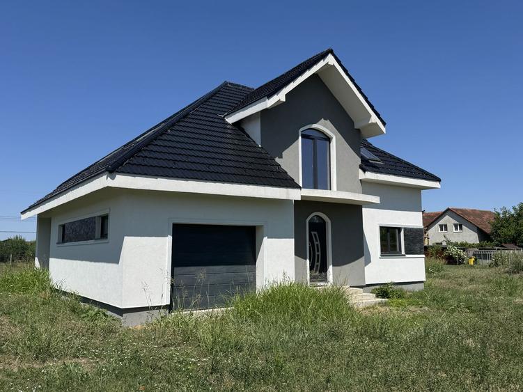 Casa Individuala Becicherecu Mic,P+M,5 Camere,3 Bai,Garaj,Teren Generos