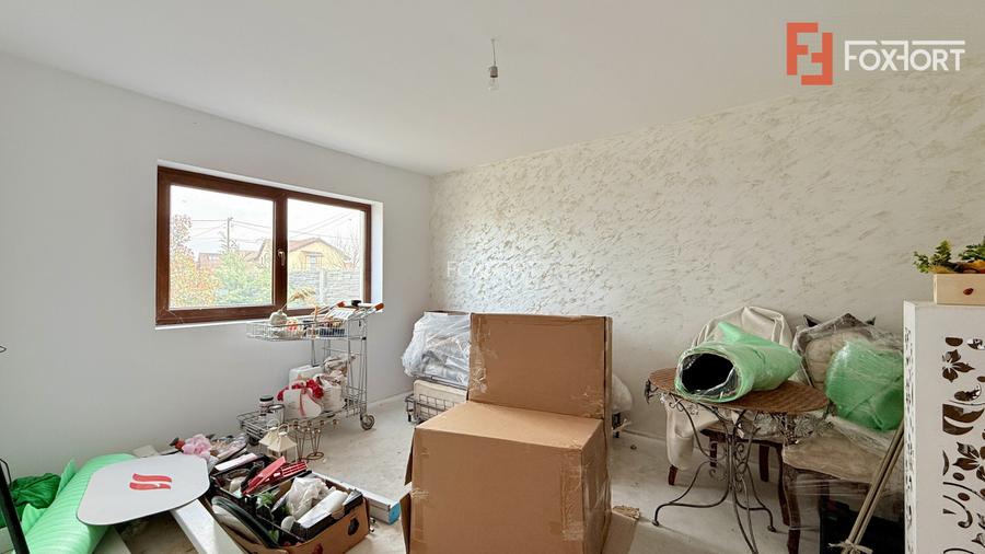 Duplex de vanzare 5 camere cu toate utilitatile - Mosnita Noua - 4