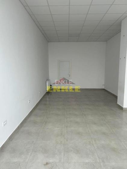De inchiriat Spatiu Comercial, zona Luceafarul - 3