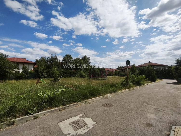 Baneasa - teren cu autorizatie pentru apartamente tip duplex, complex inchis - 6
