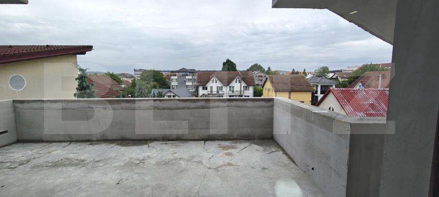 Penthouse, 205 mp utili, etaj integral, zona Casa Someșană